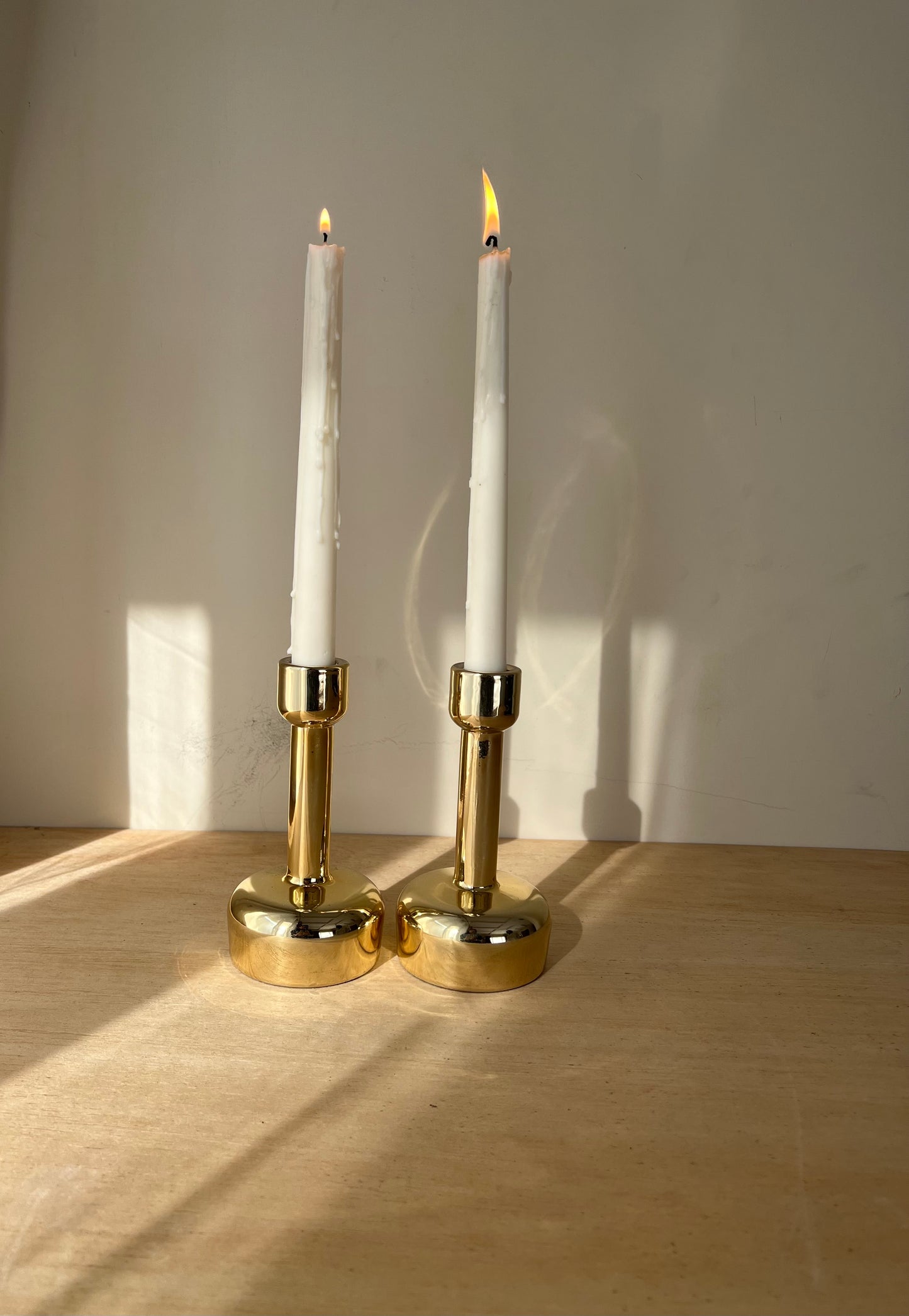 Single Gold Glass Pillar Candle Stand