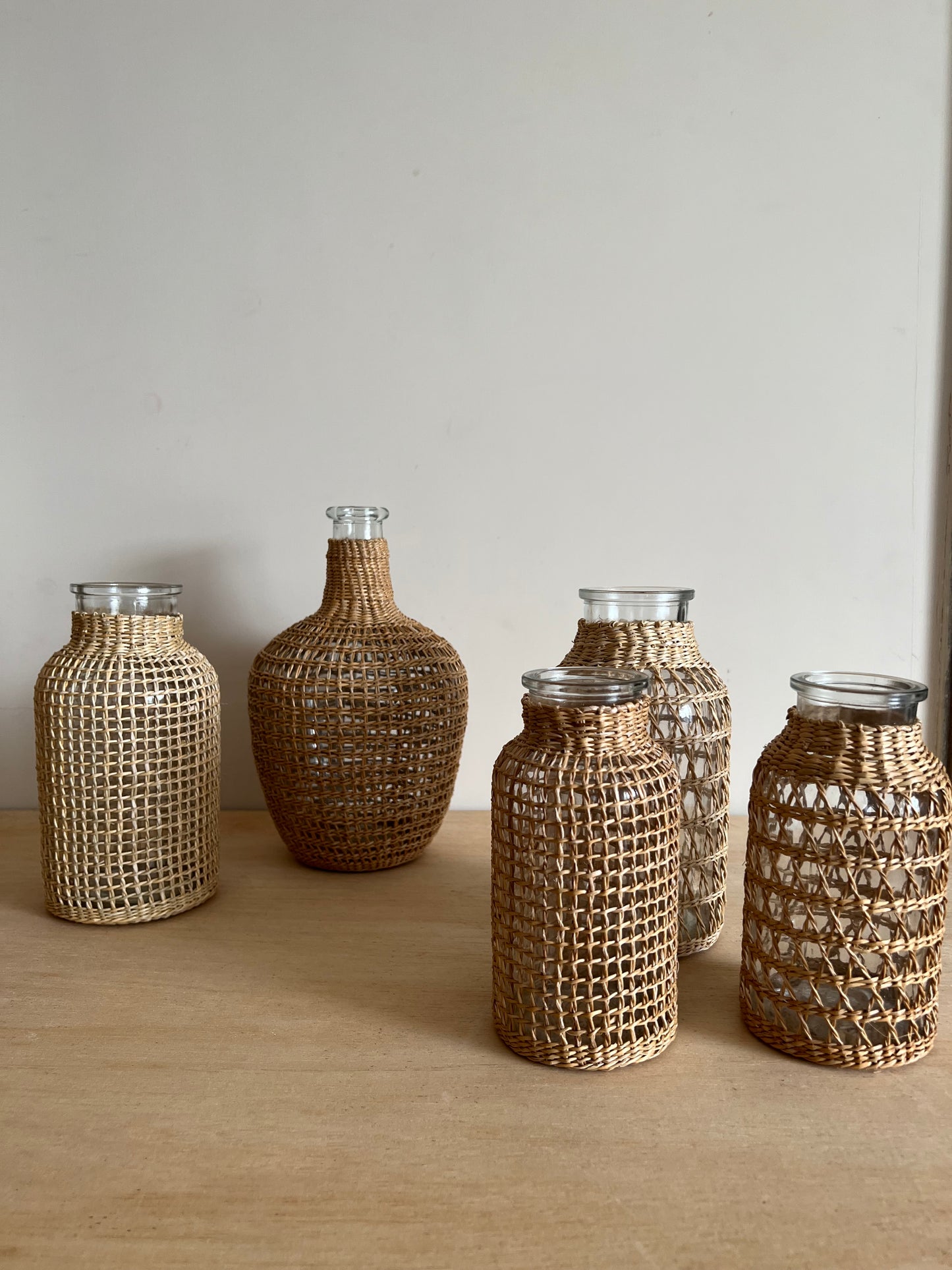 Wicker Vase Grid