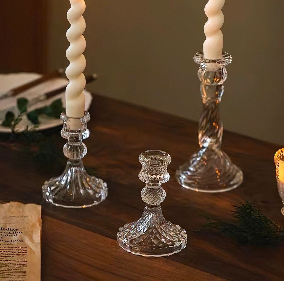 Diamond glass candle stand - single