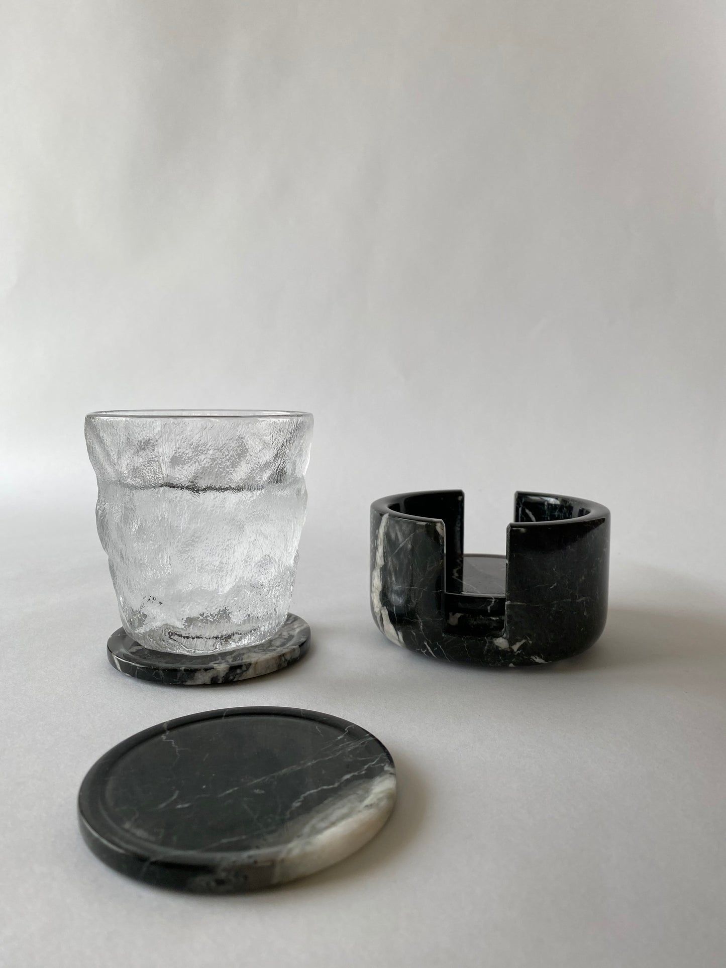 Round Marble Coaster set of 6 with holder