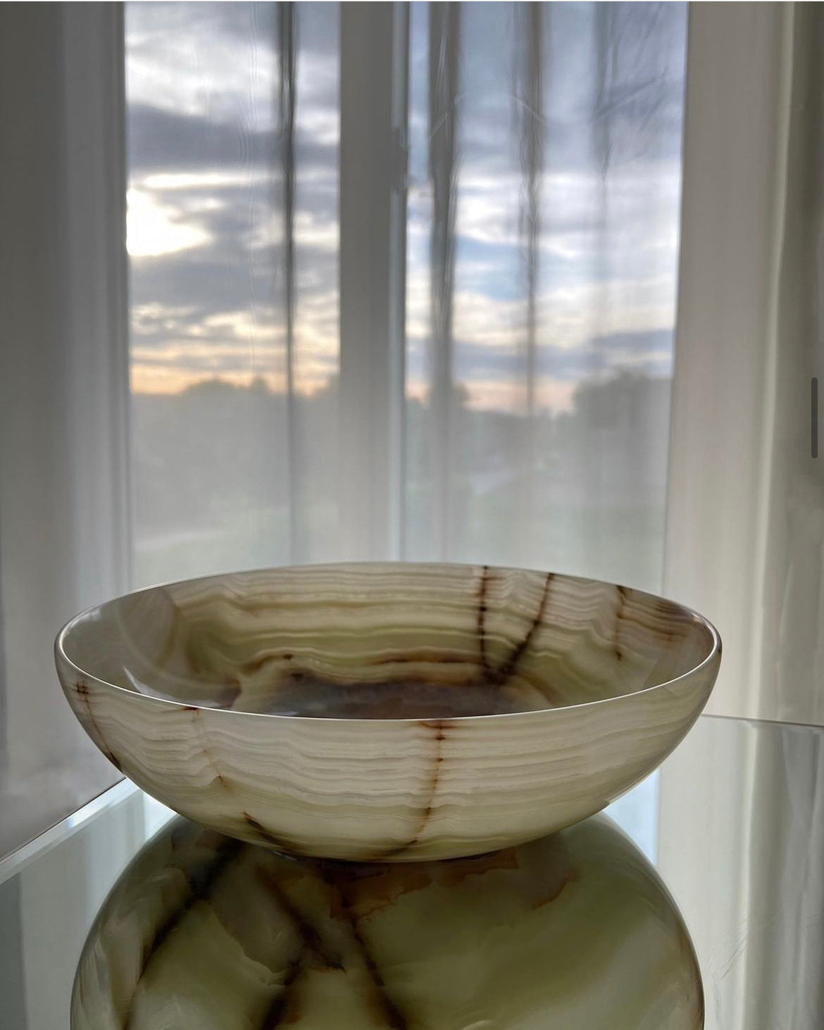 White/Green Onyx Translucent Bowl with Heavy Brown Grains