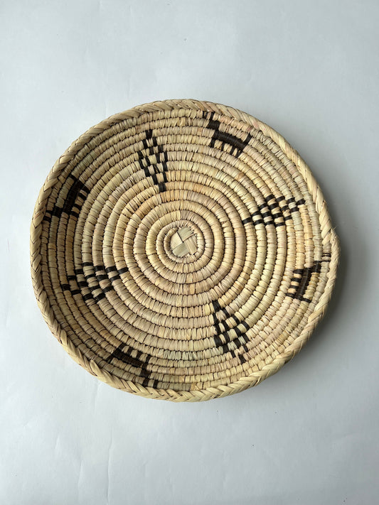 Lama - Round Plam Leaf Flat Basket