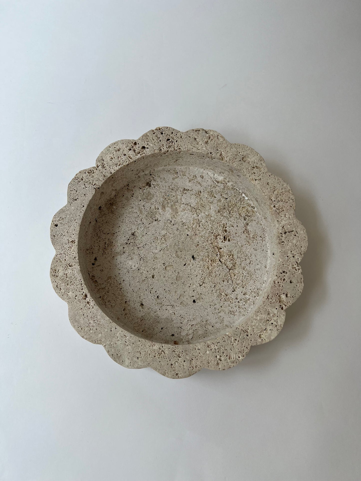 Round Scalloped Travertine Tray