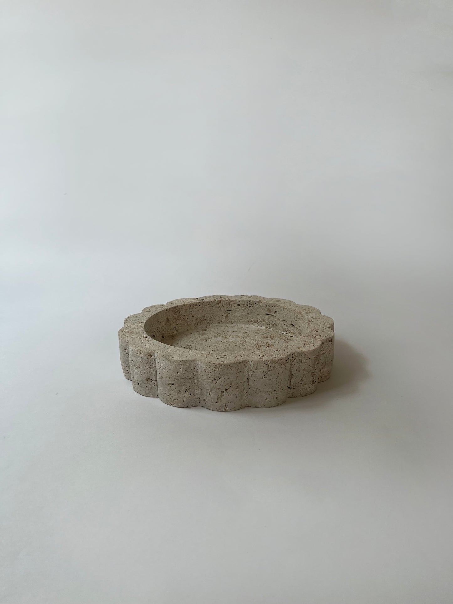 Round Scalloped Travertine Tray