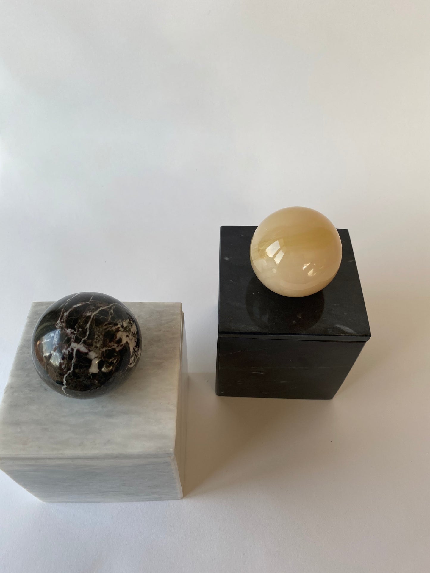 Marble Ball Lid Box