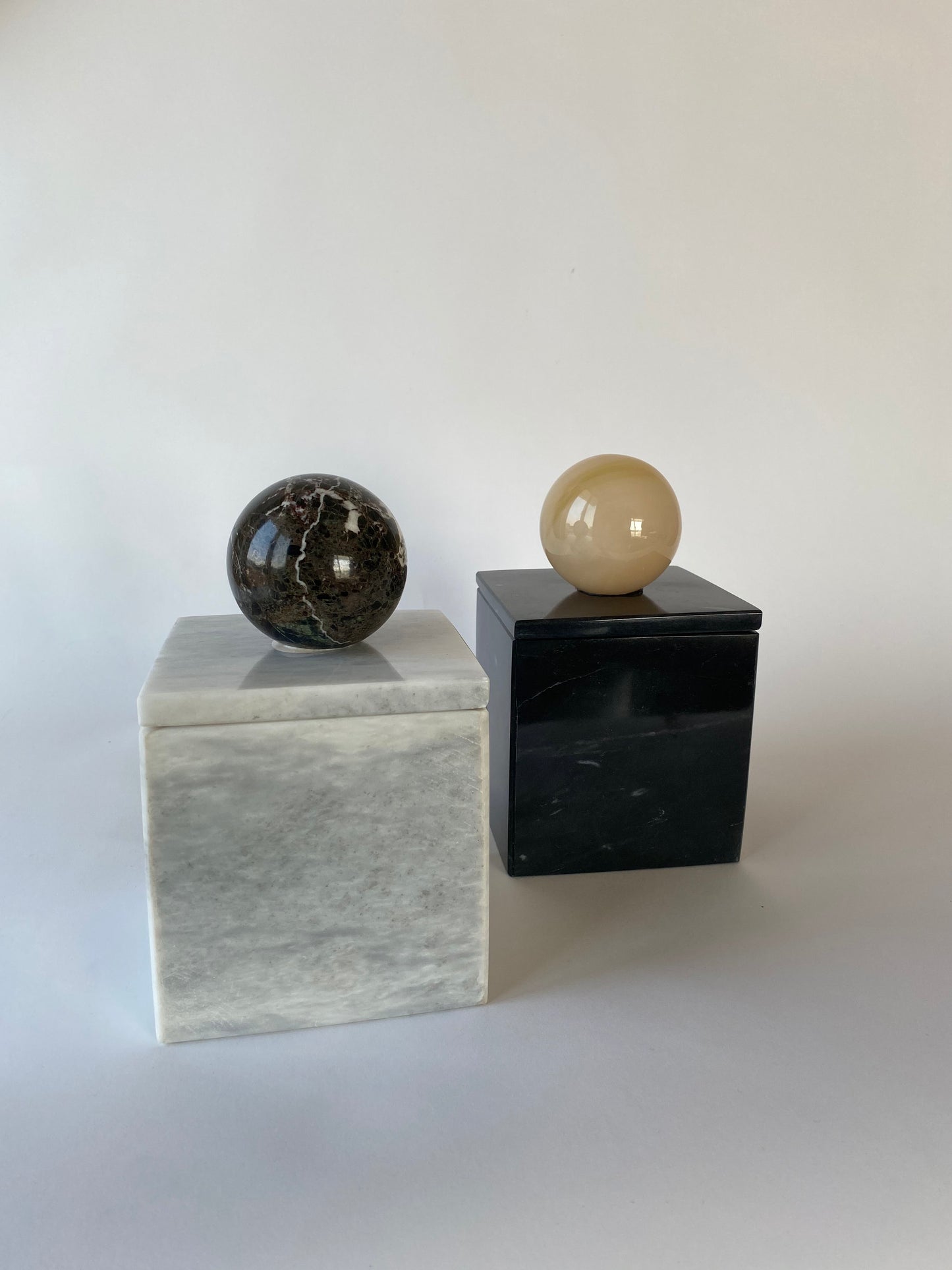 Marble Ball Lid Box