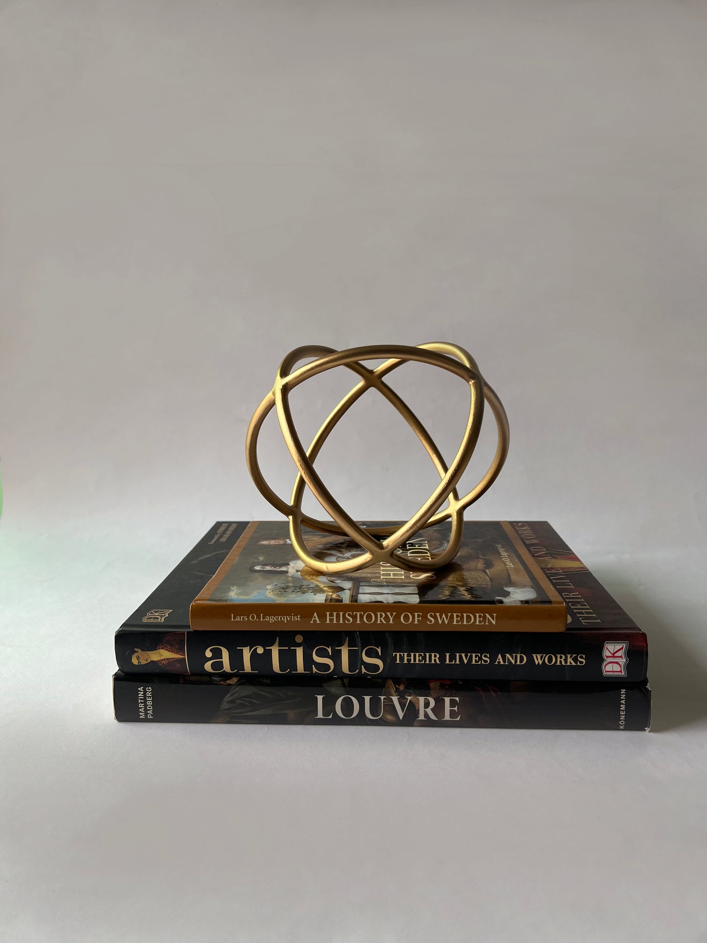 THE ORBIT - THE BARE SPACE COFFEE TABLE ACCESSORY